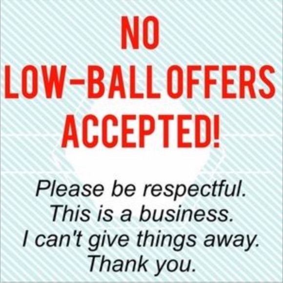 Rails NWOT Hunter Plaid Button-Up Shirt
RAILS - Picture 10 of 11